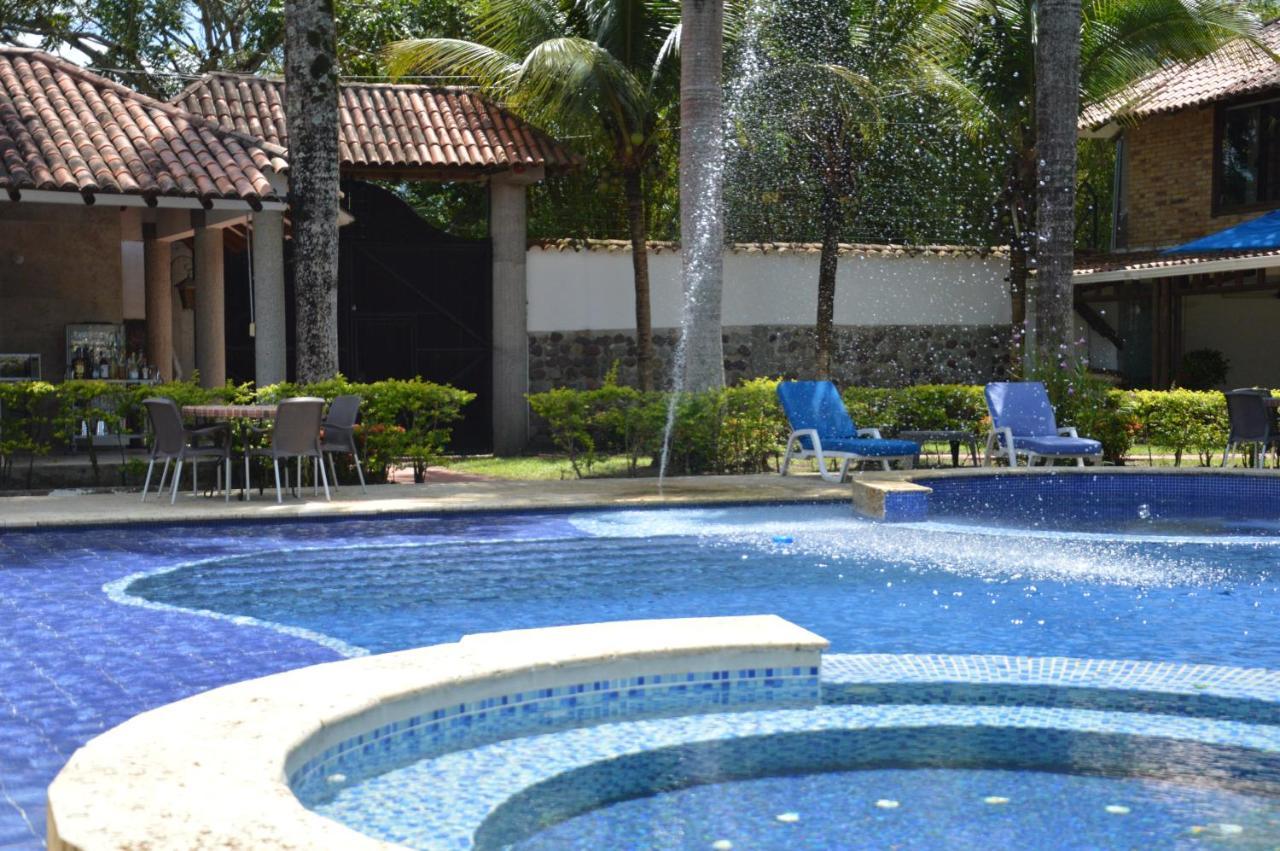 Hotel Boutique Villas De San Sebastian La Palmera Bagian luar foto
