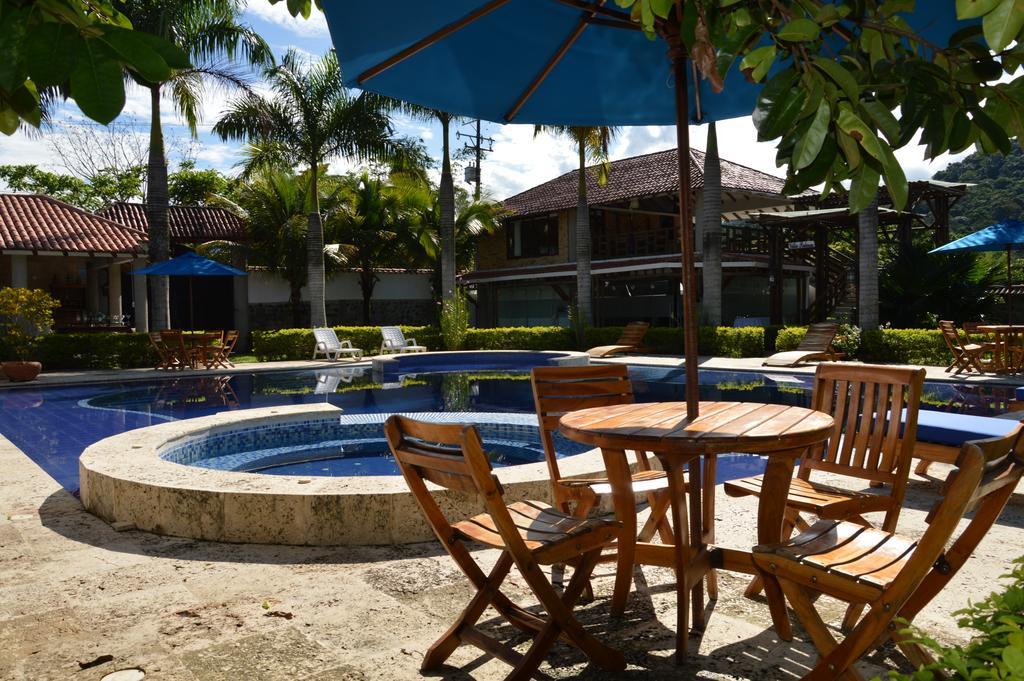 Hotel Boutique Villas De San Sebastian La Palmera Bagian luar foto