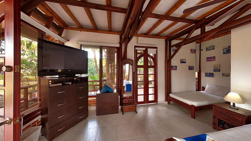 Hotel Boutique Villas De San Sebastian La Palmera Bagian luar foto